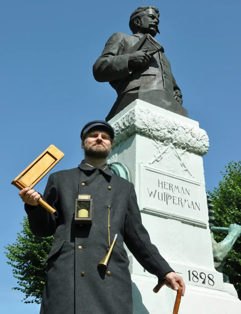 stadtmuseum-pinneberg-stadtrundgang-guide-peter-russ