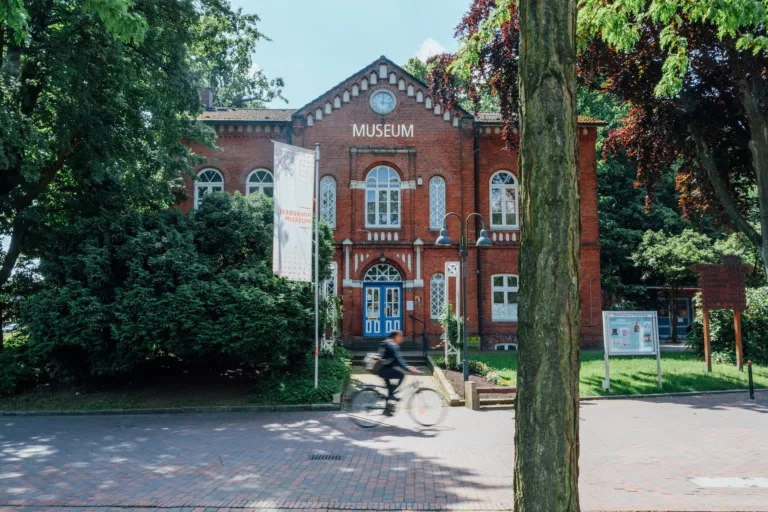 98 – Museum-53